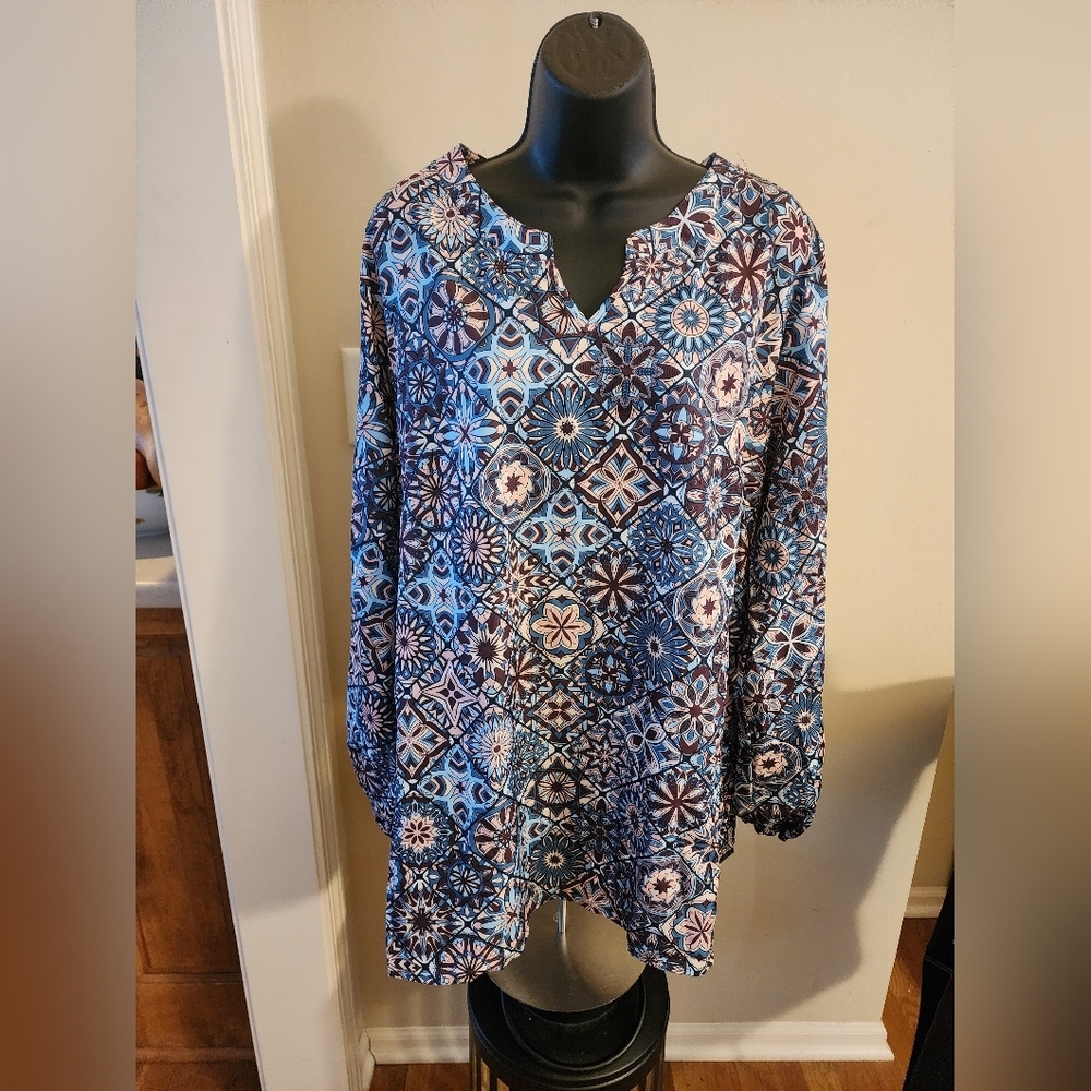 LL- Women's Blue Patterned Top 4XL